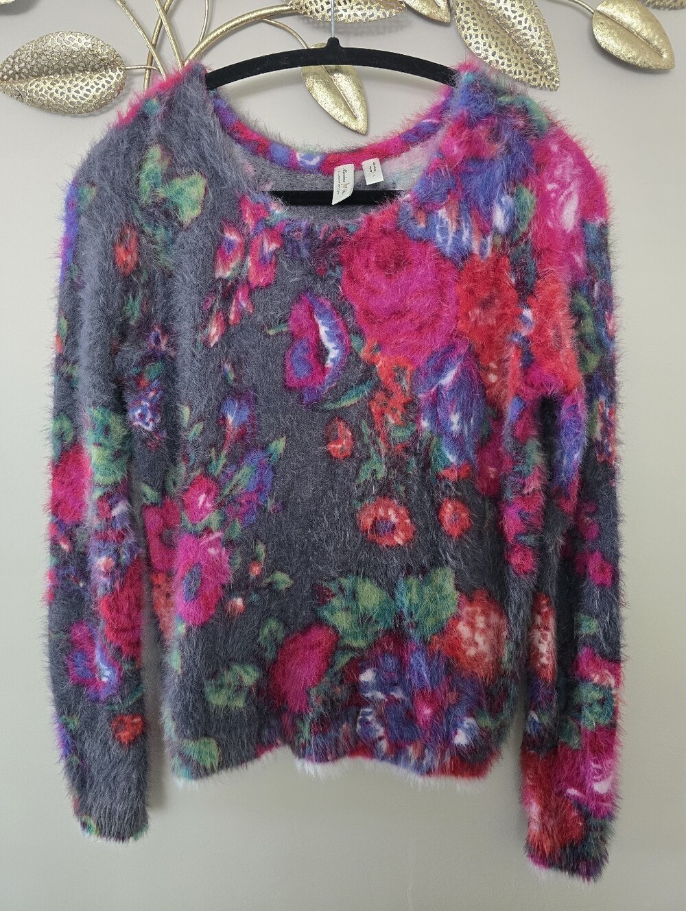Anthropology Fuzzy Floral Crewneck Sweater - Gray, Pink & Green Sz S - Picture 9 of 9